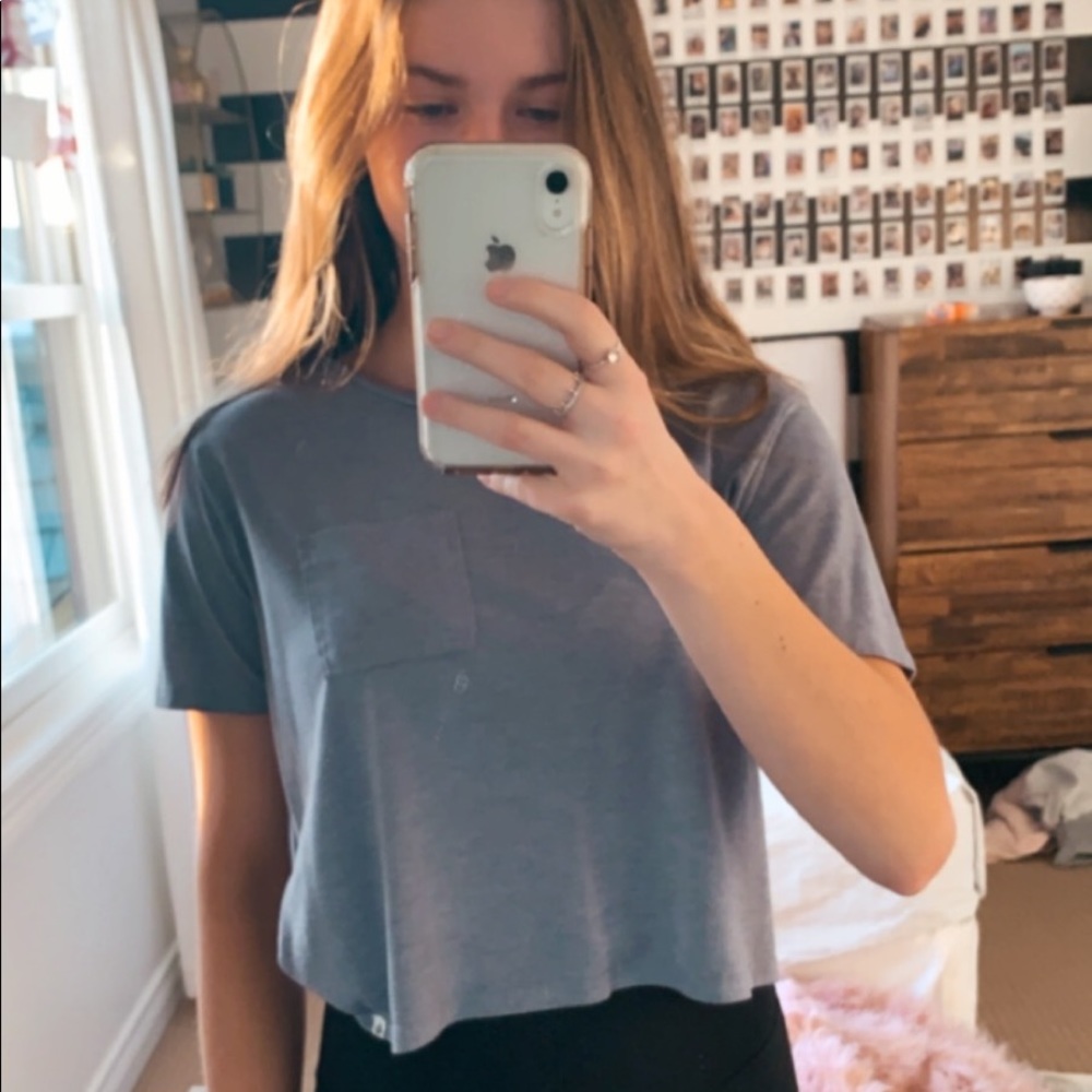 tillys cropped blue pocket tee! 💙